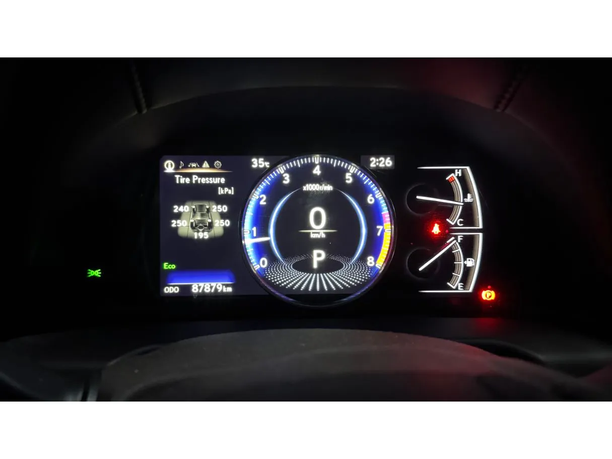 Car image 21