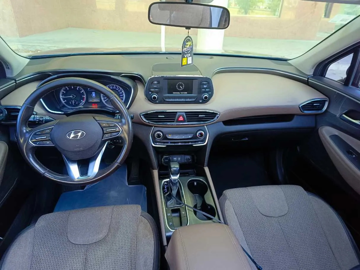 Car image 22