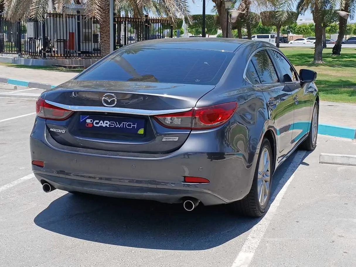 Car image 5
