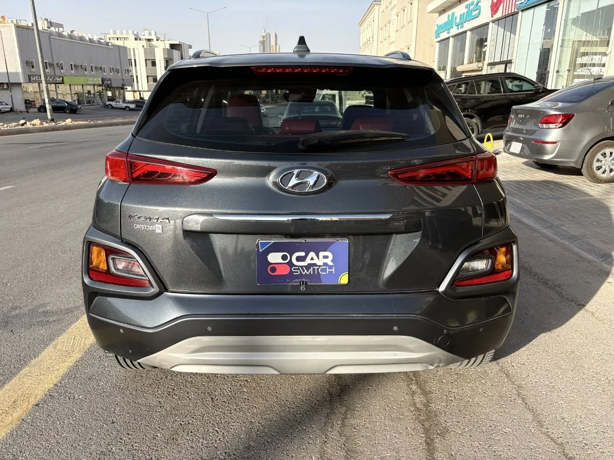 Car image 6
