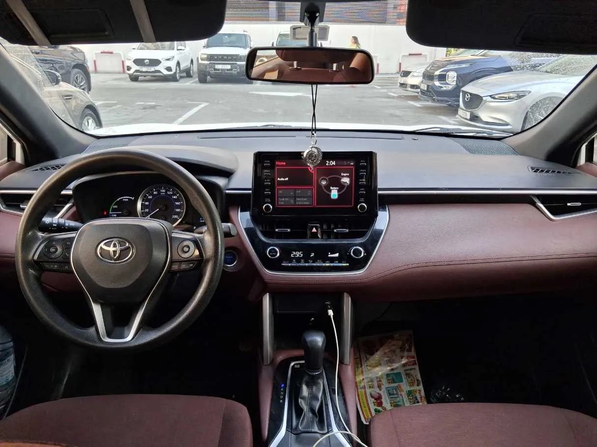Car image 15