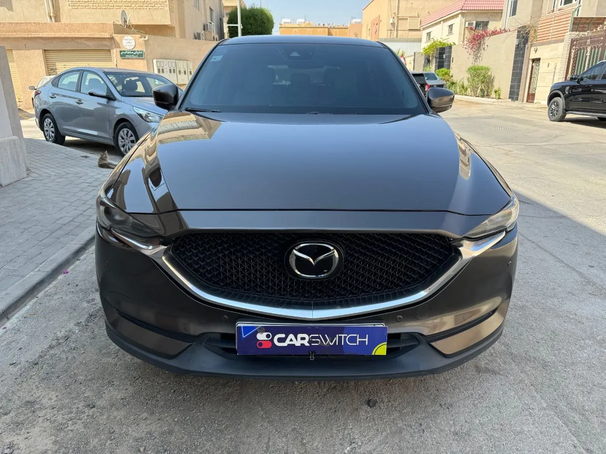 Car image 2