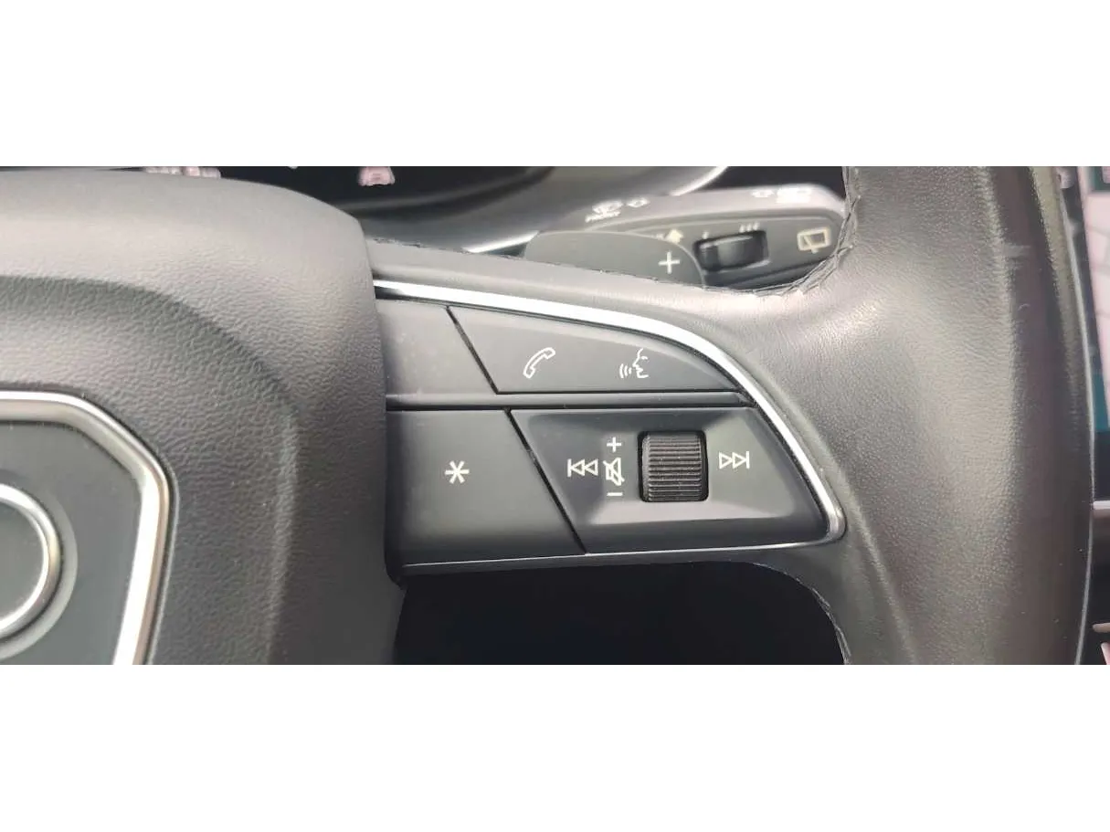Car image 35