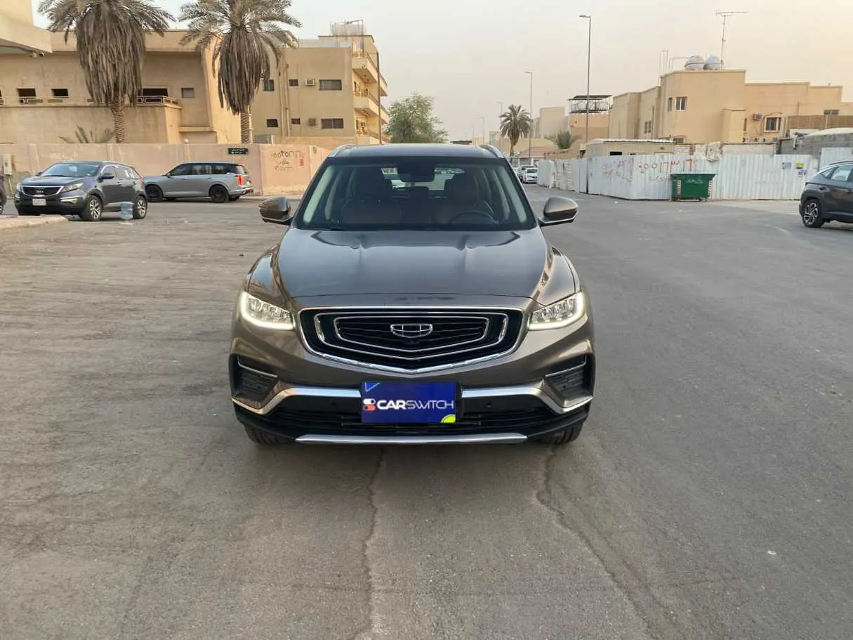 Car image 2