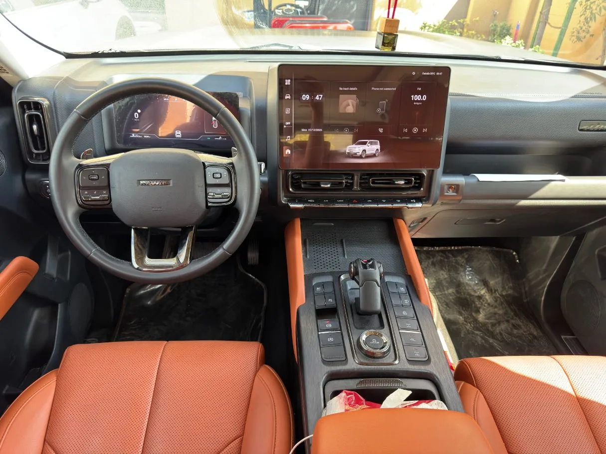 Car image 18