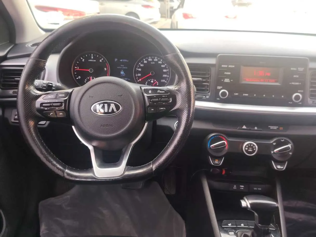 Car image 22