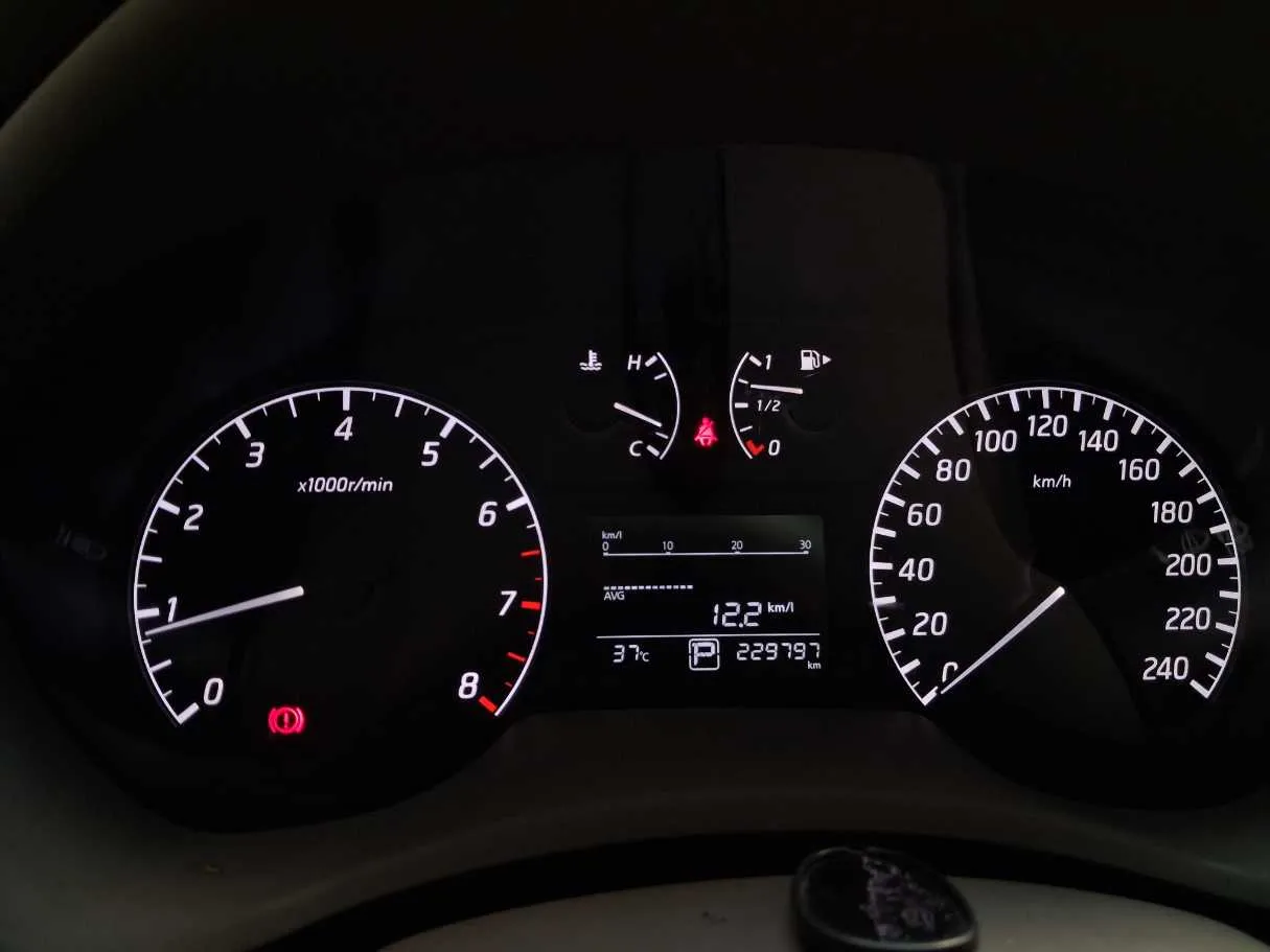 Car image 17