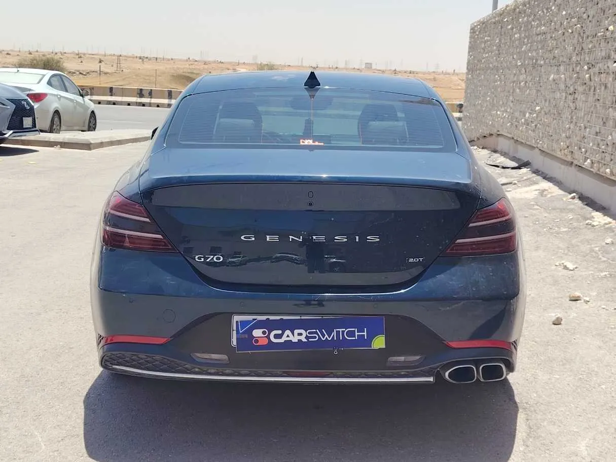 Car image 6