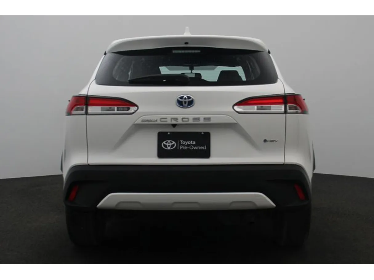 Car image 12