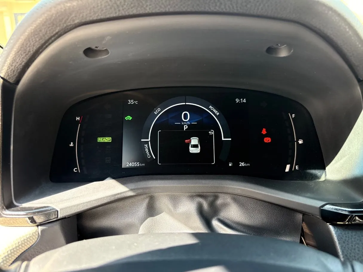 Car image 23