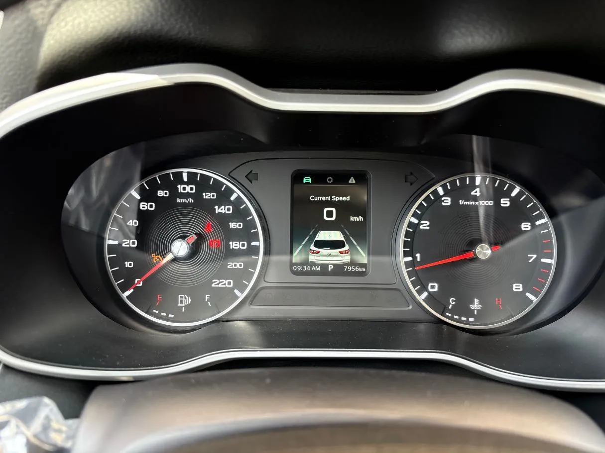 Car image 23