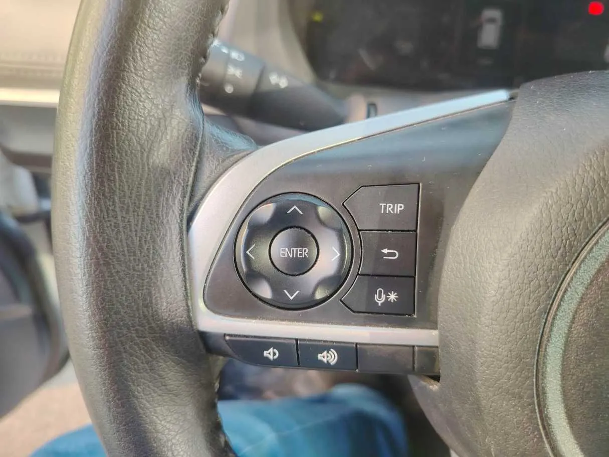 Car image 39