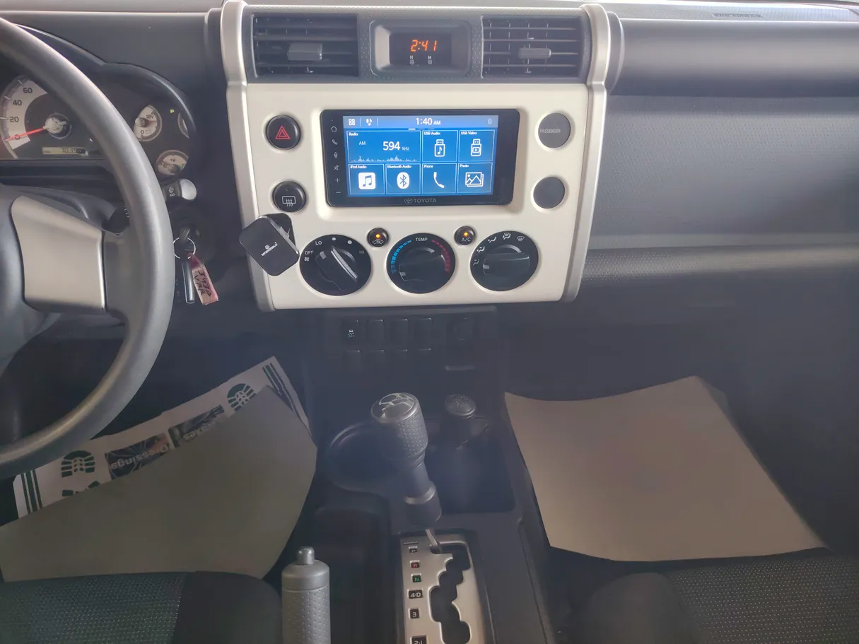 Car image 18