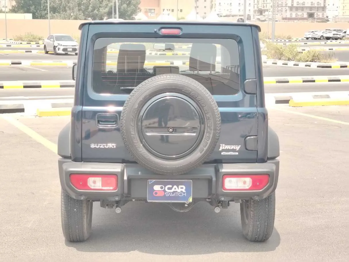 Car image 6