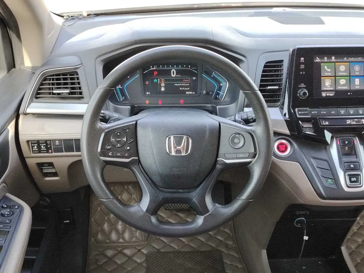 Car image 22