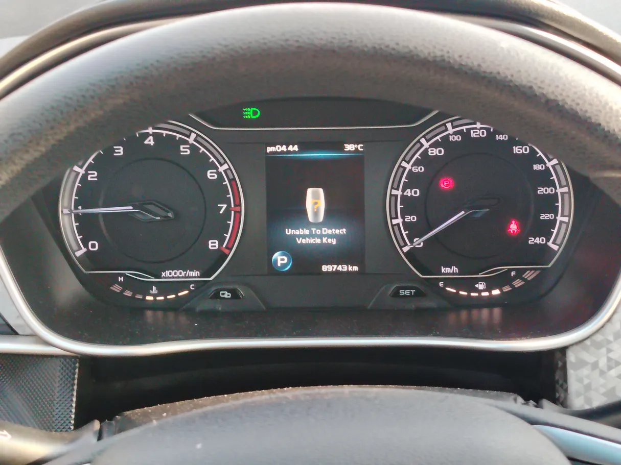 Car image 24