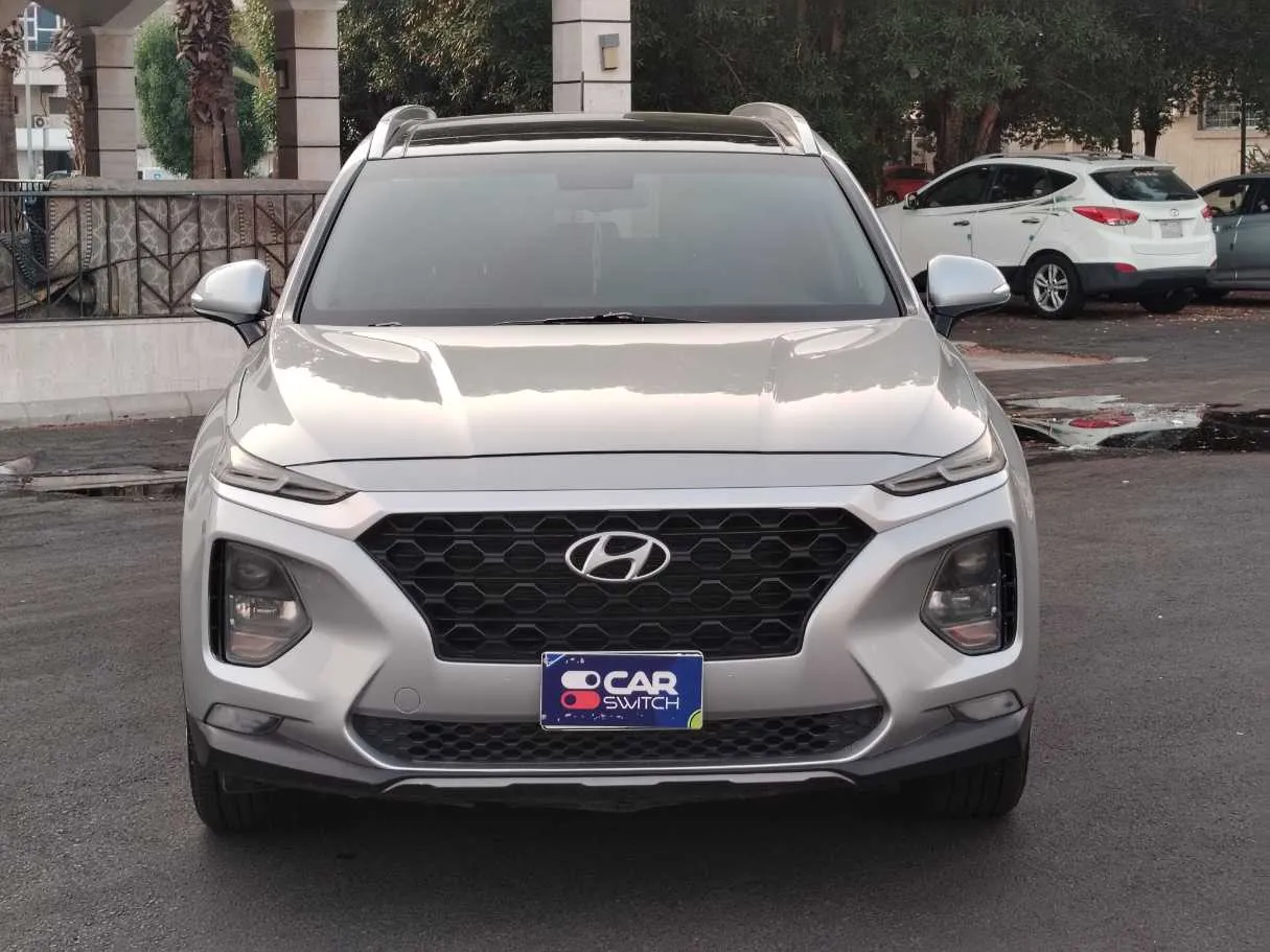 Car image 2