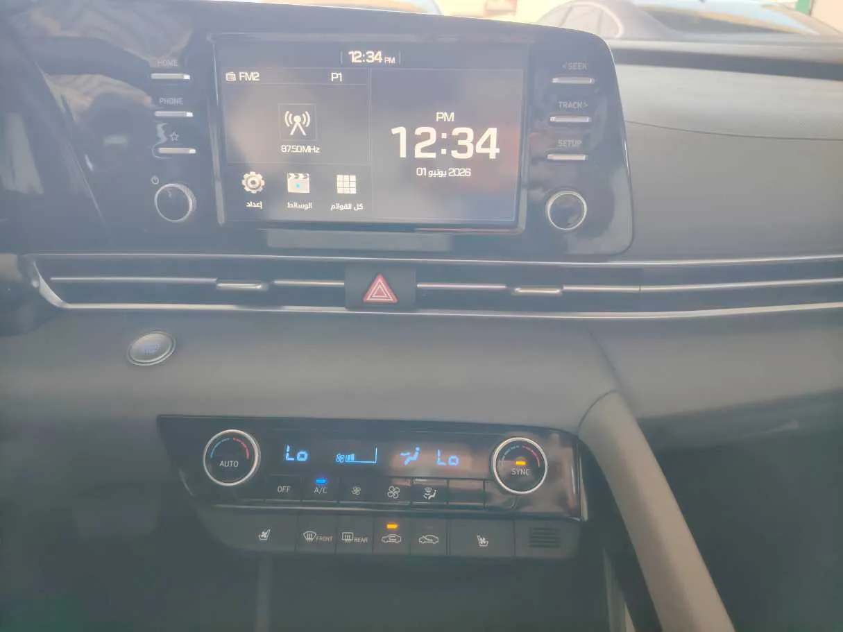Car image 23