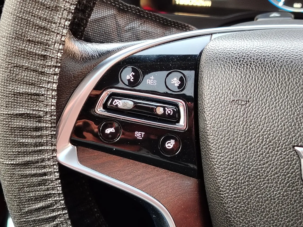 Car image 29