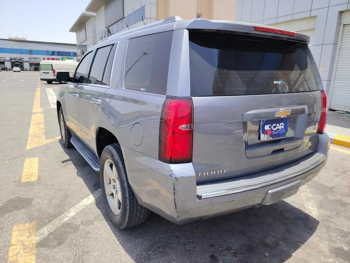 Car image 7