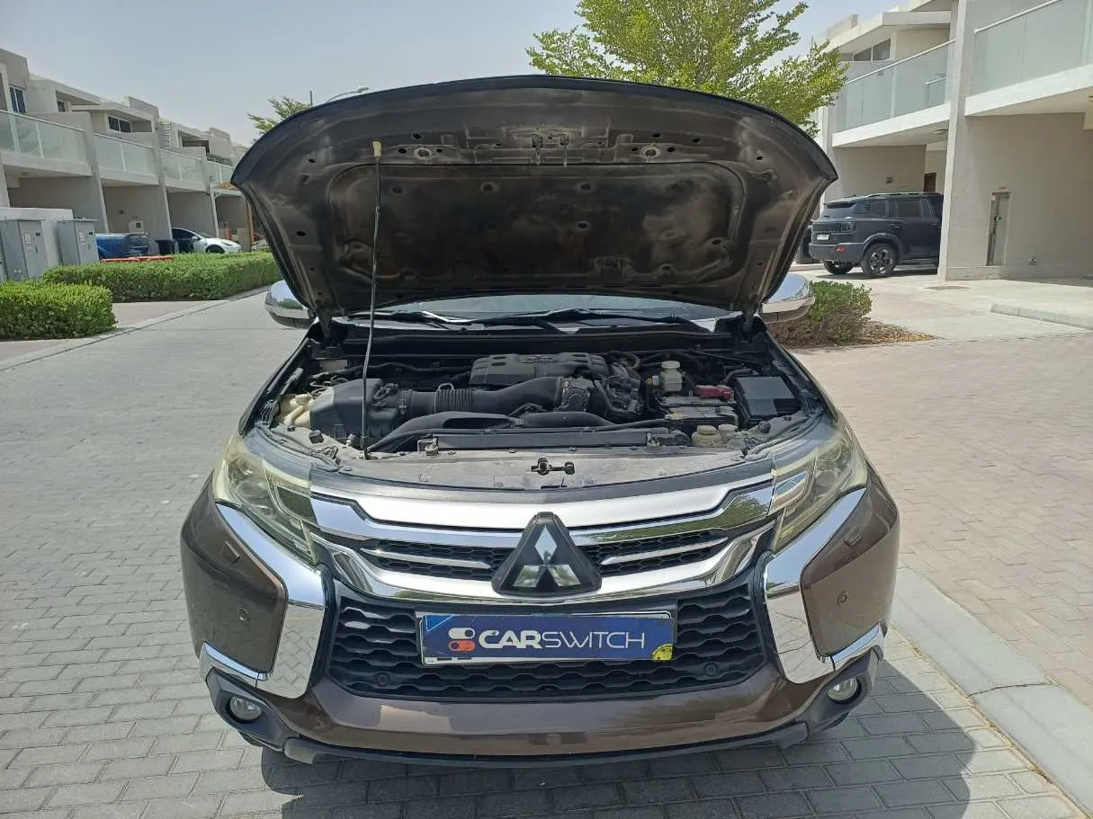 Car image 24