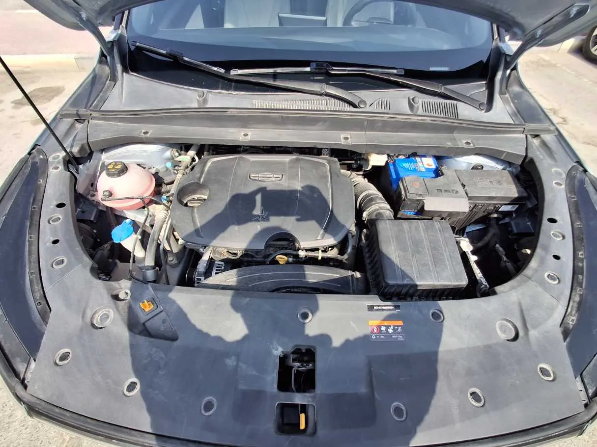 Car image 20