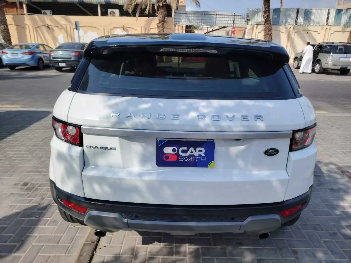 Car image 6