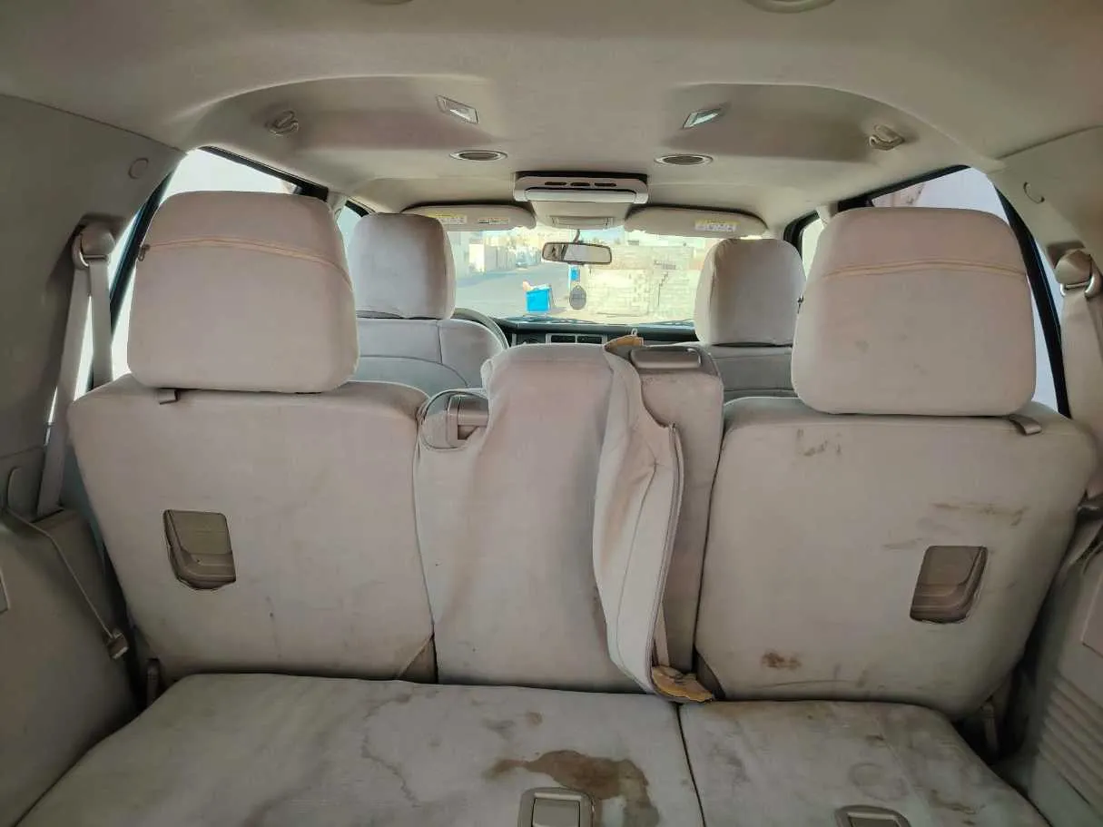 Car image 32