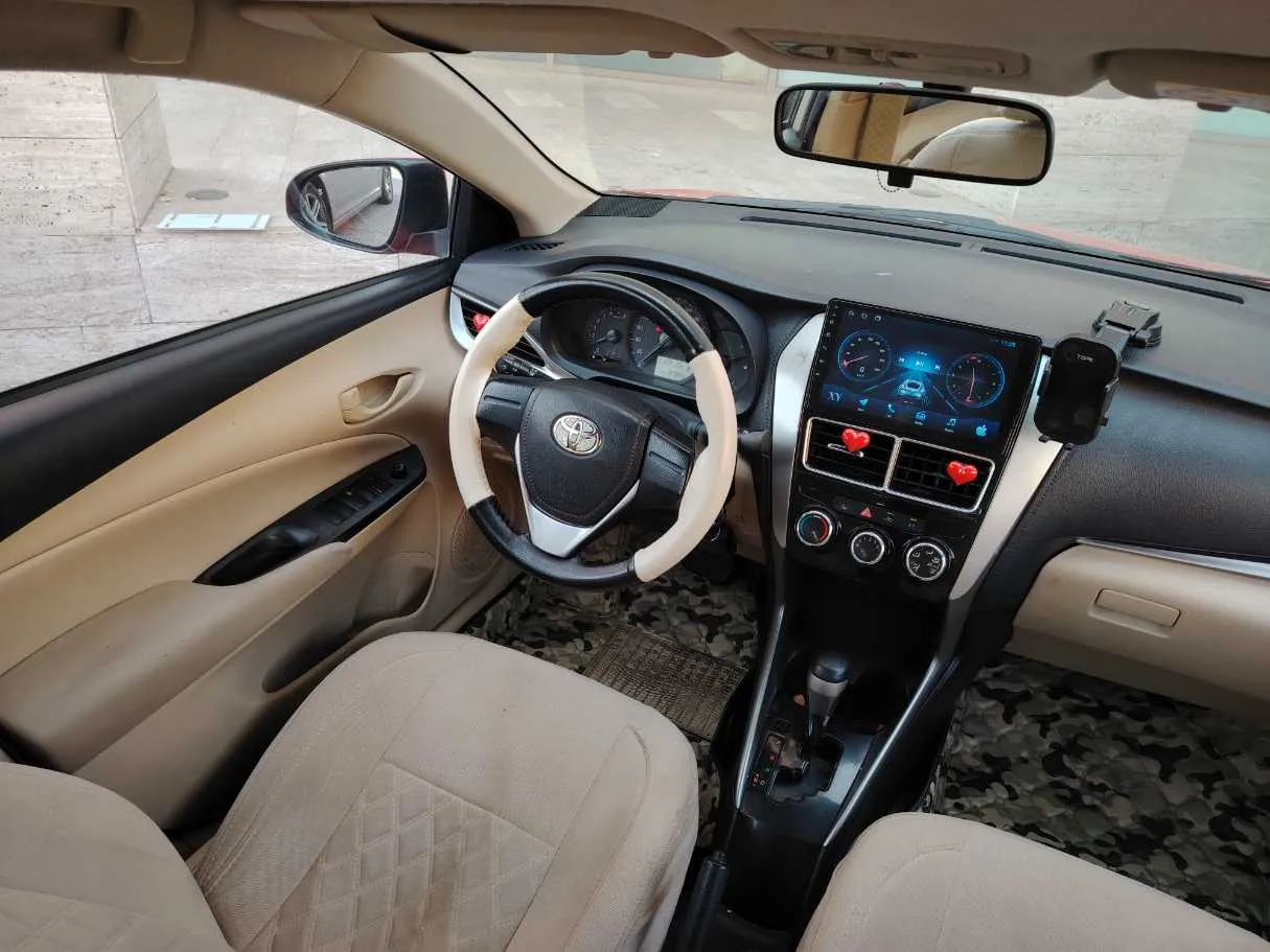 Car image 20