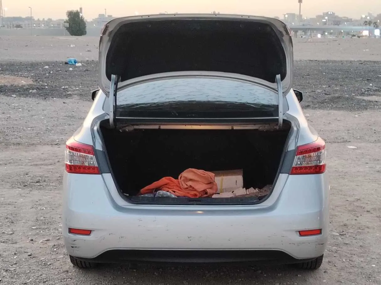 Car image 20