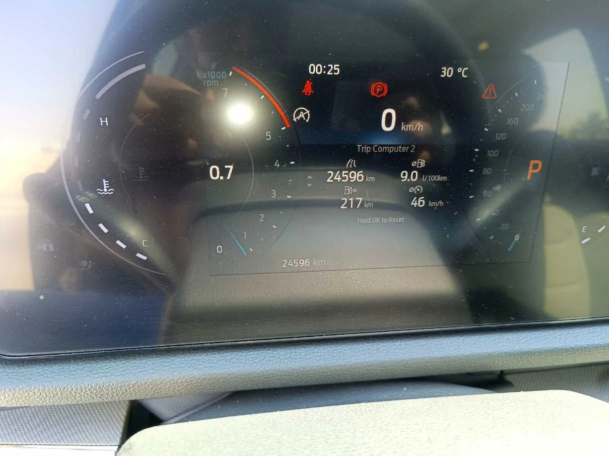 Car image 23