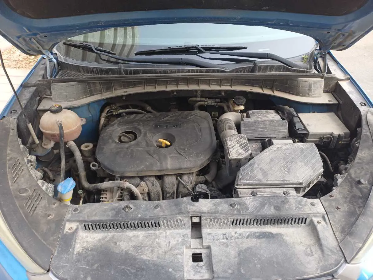 Car image 21