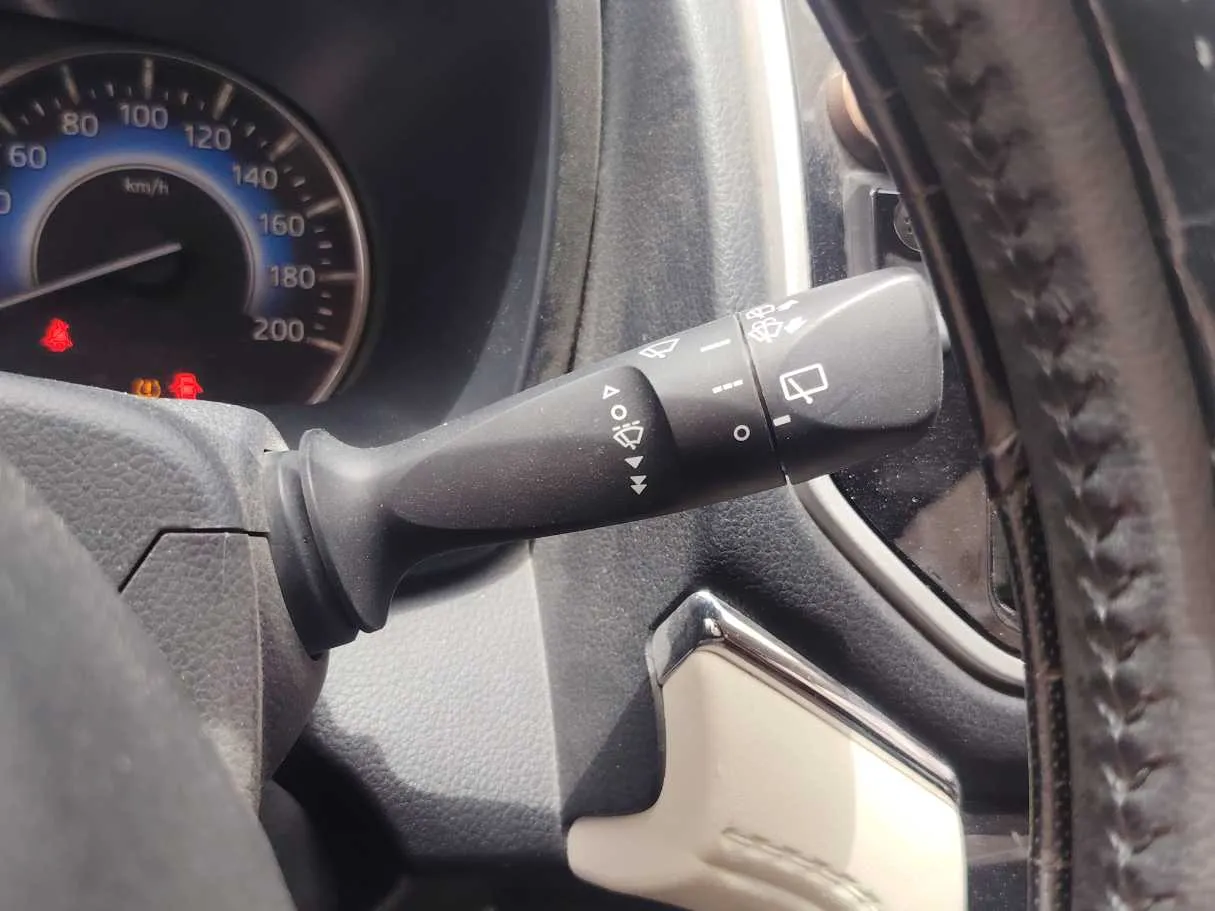 Car image 29