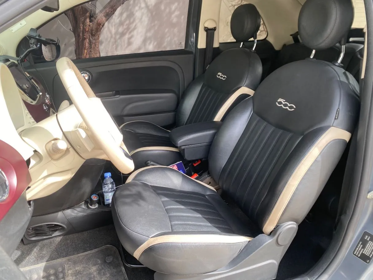 Car image 11