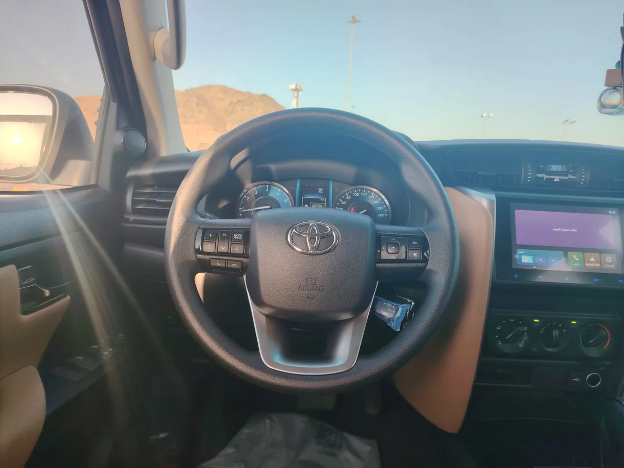 Car image 21