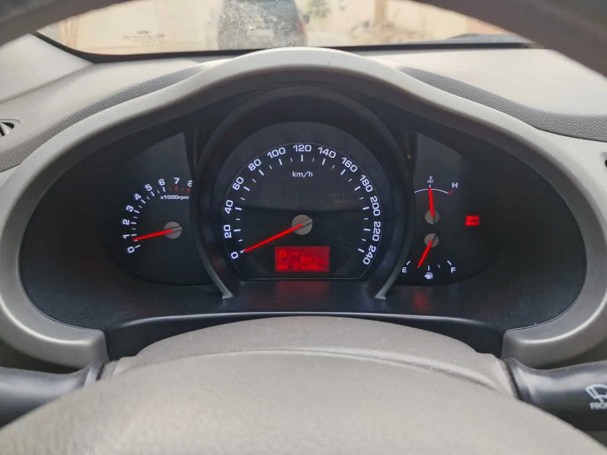 Car image 20
