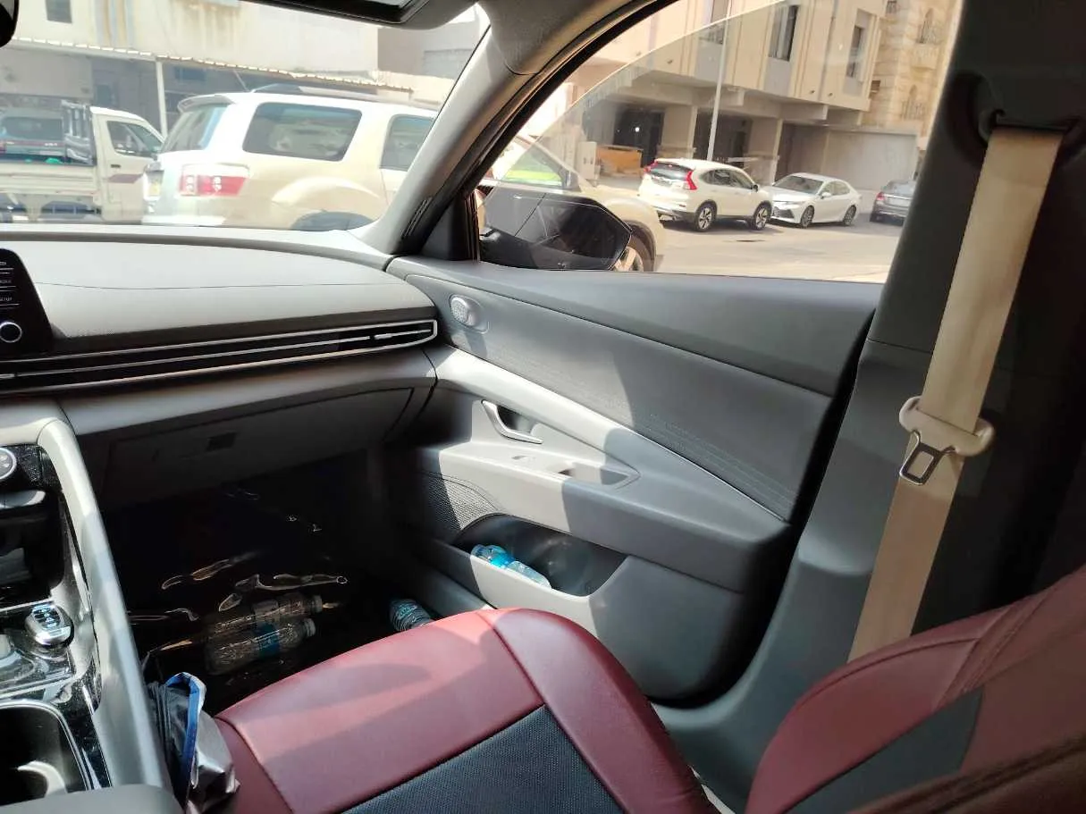 Car image 31