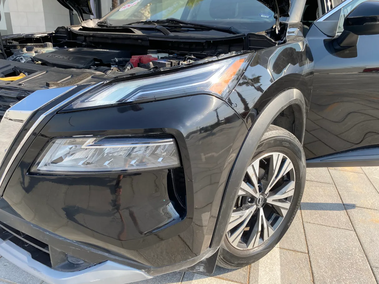 Car image 13