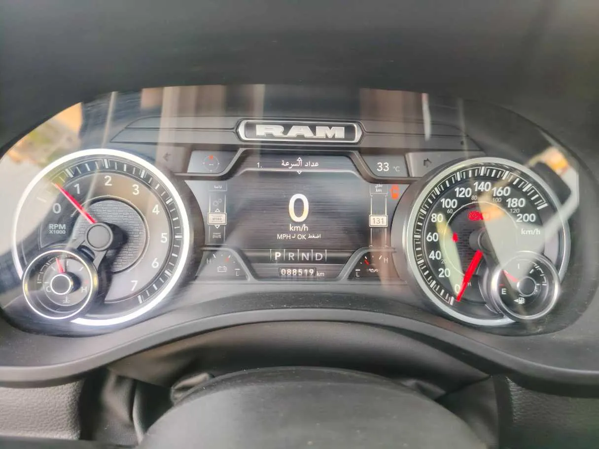 Car image 29