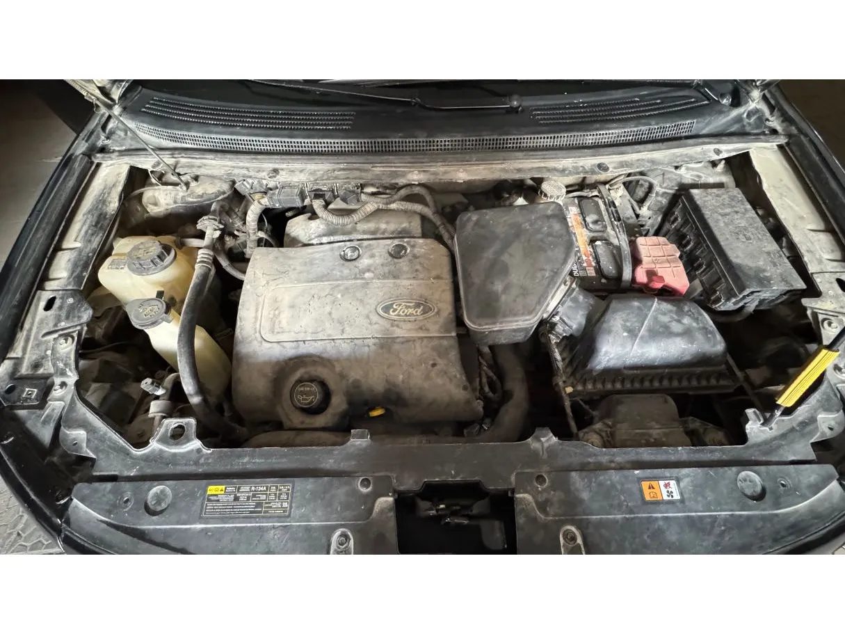 Car image 26