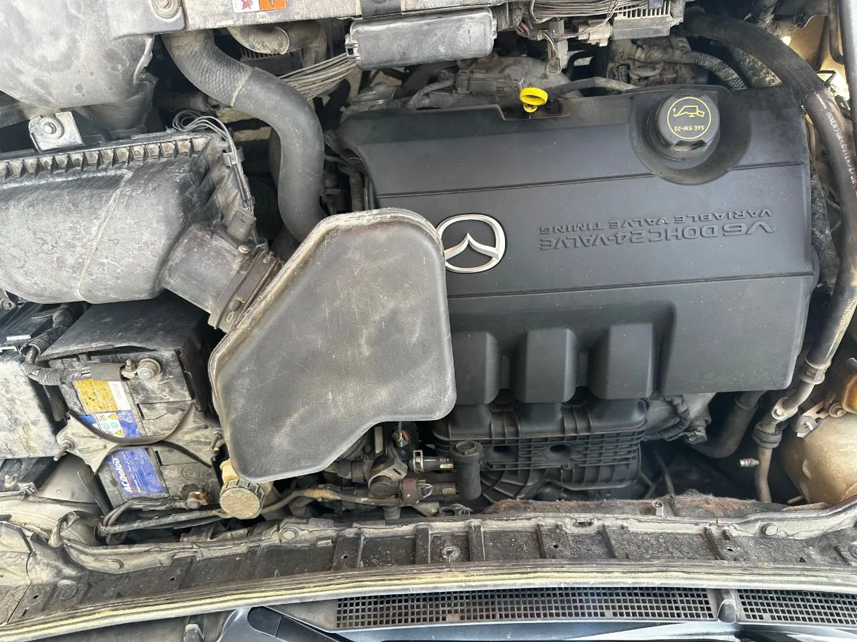 Car image 28