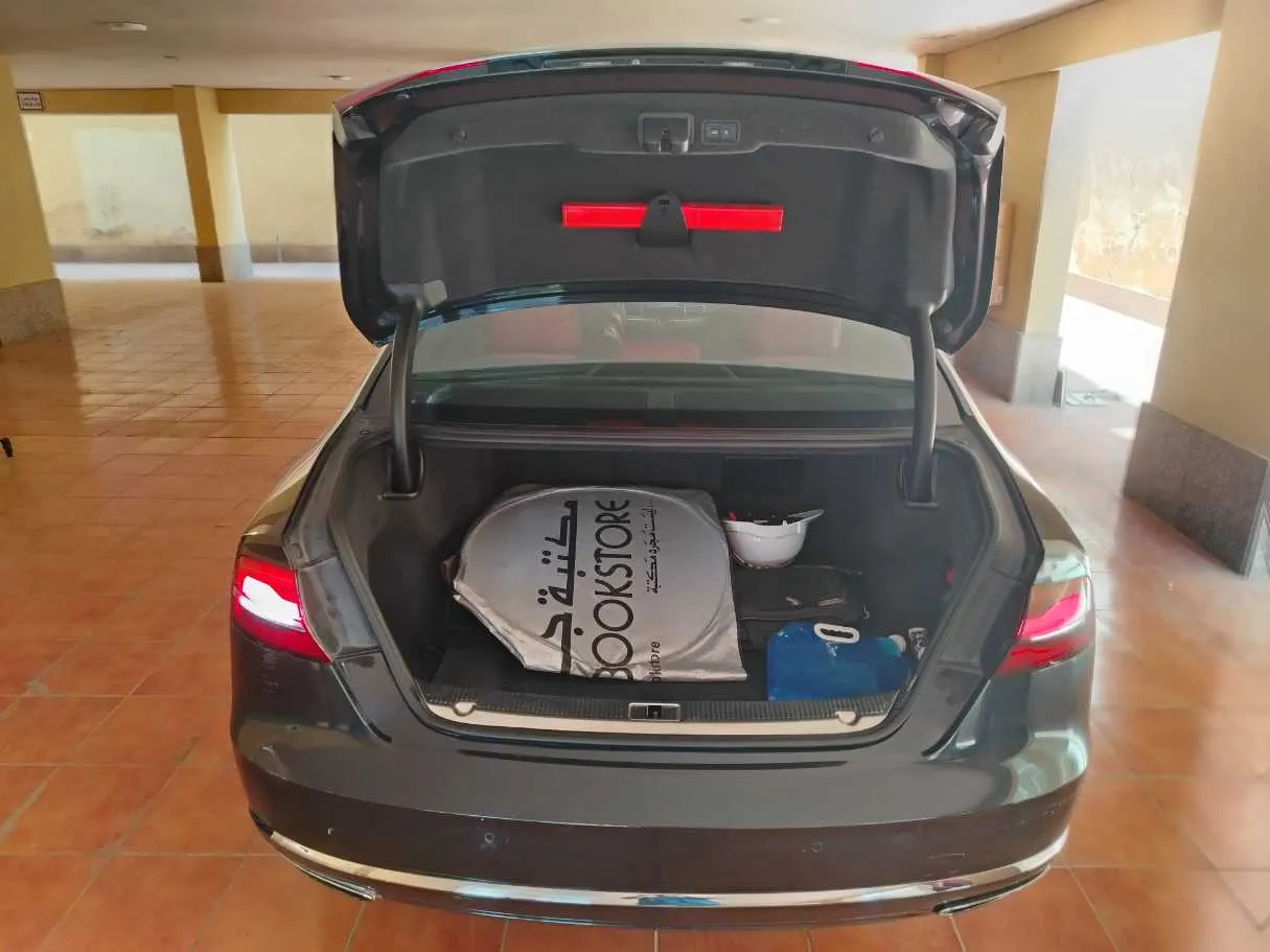 Car image 33