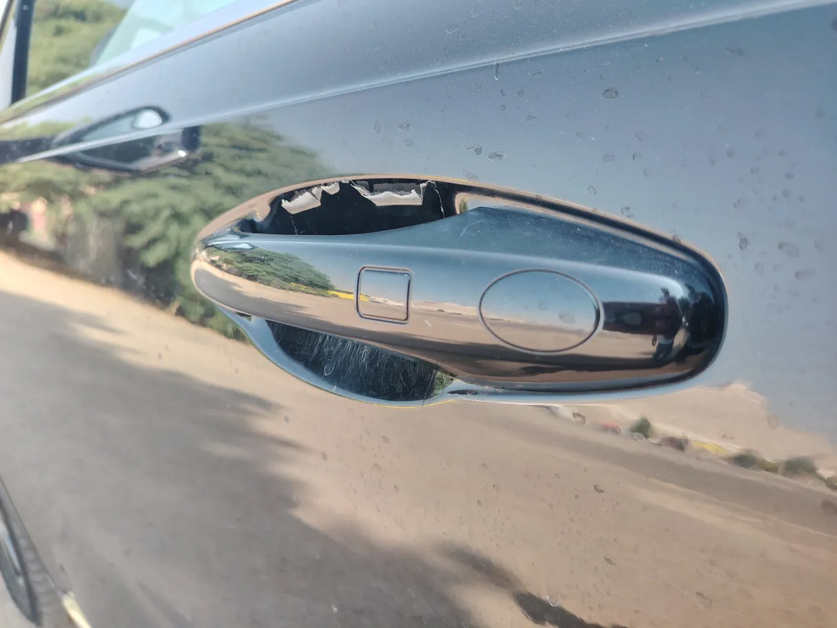 Car image 28