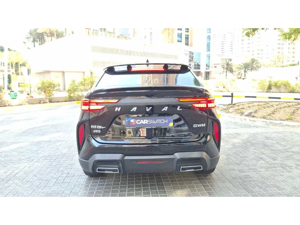 Car image 6