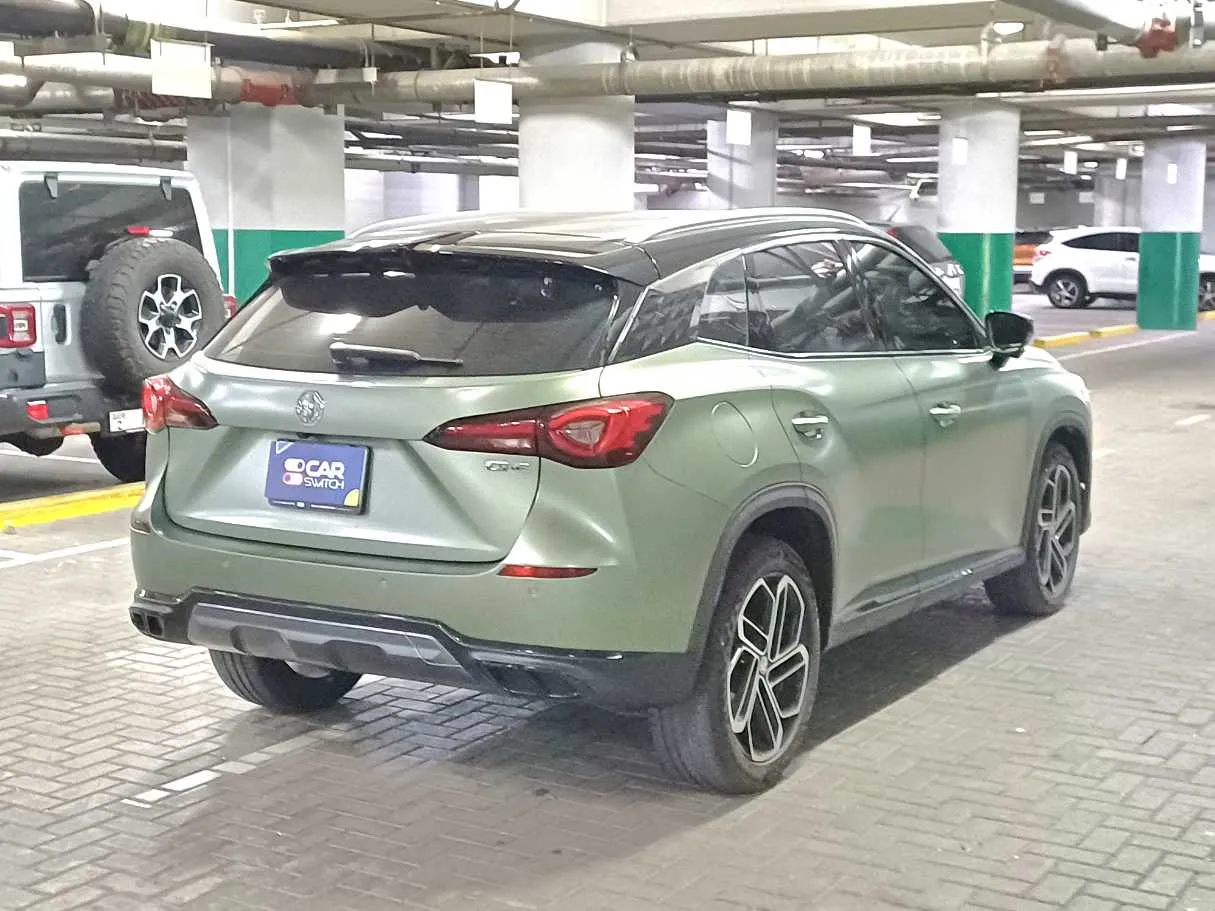 Car image 5
