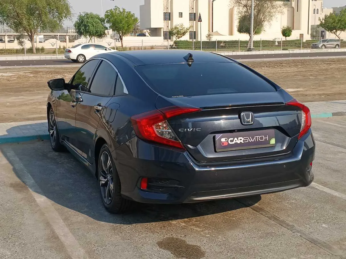 Car image 7