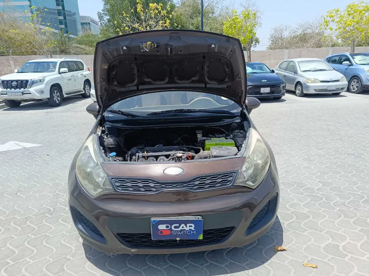 Car image 27