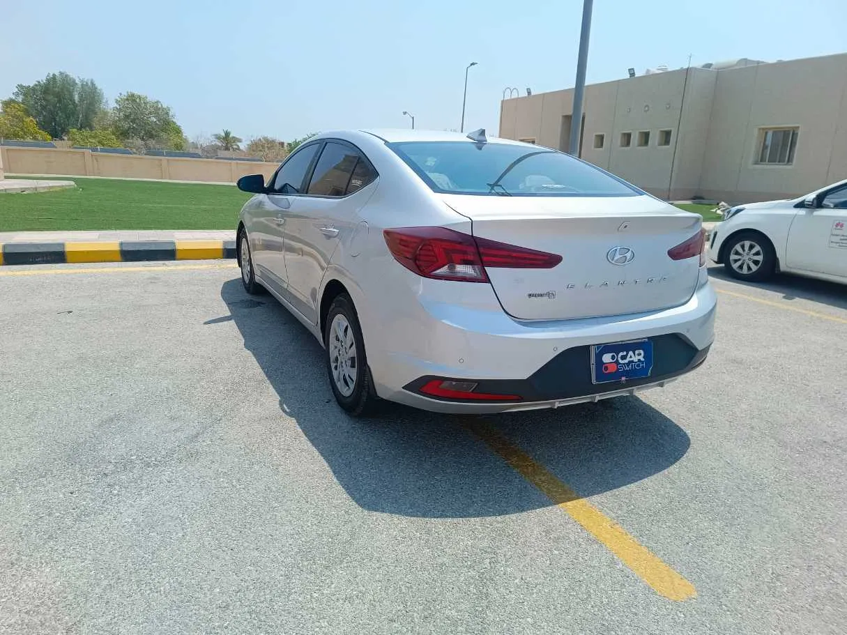 Car image 7
