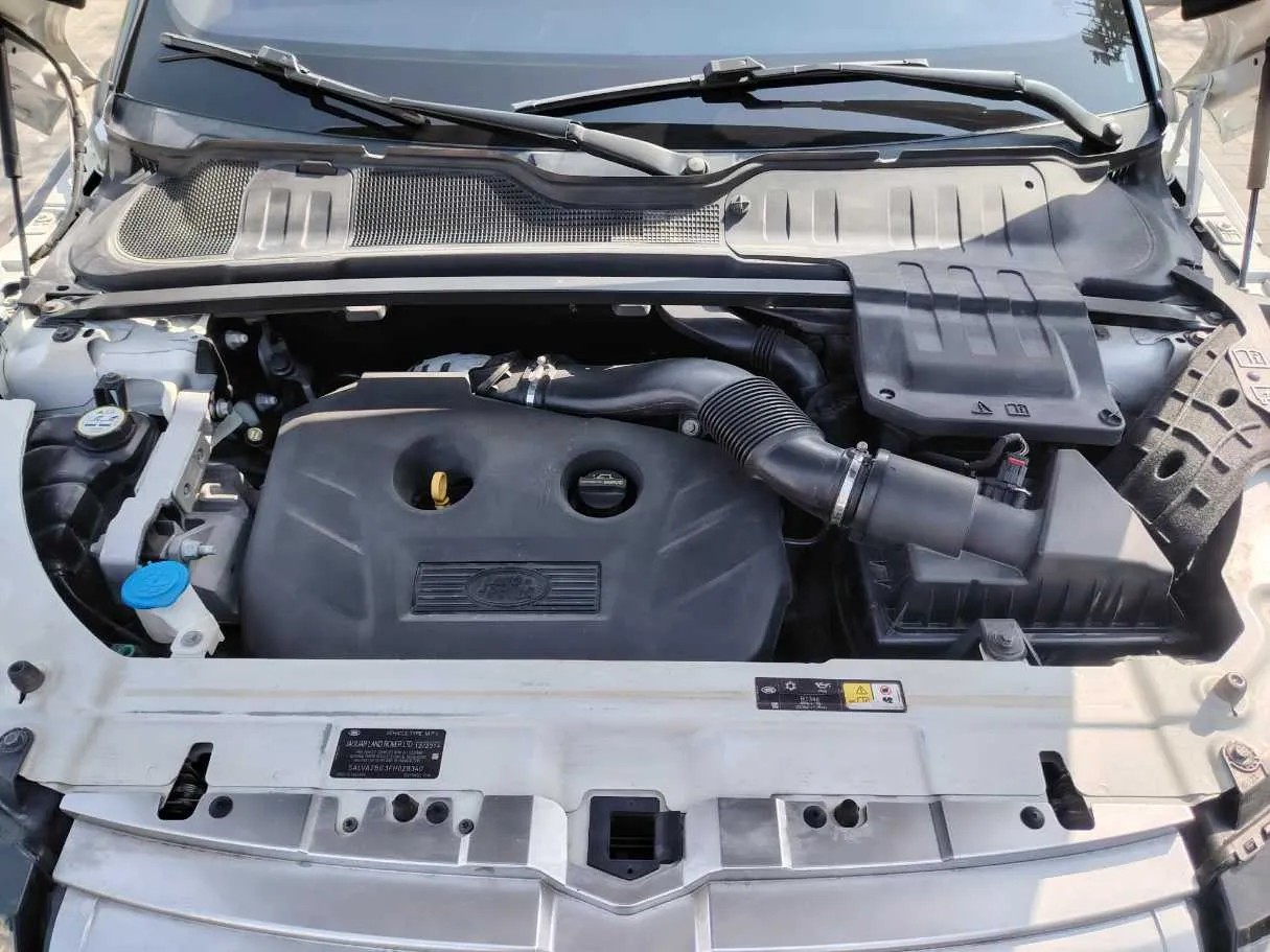 Car image 48