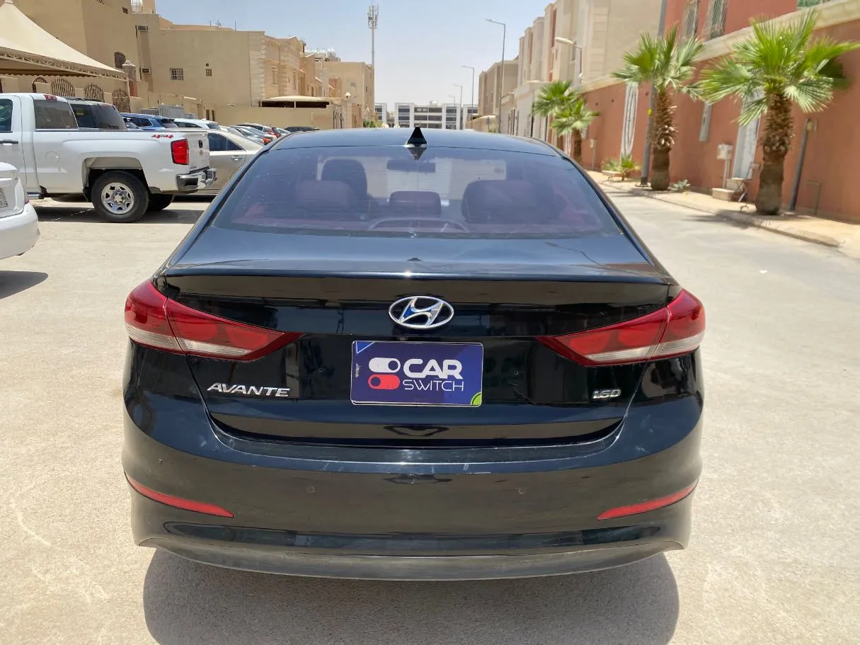 Car image 6